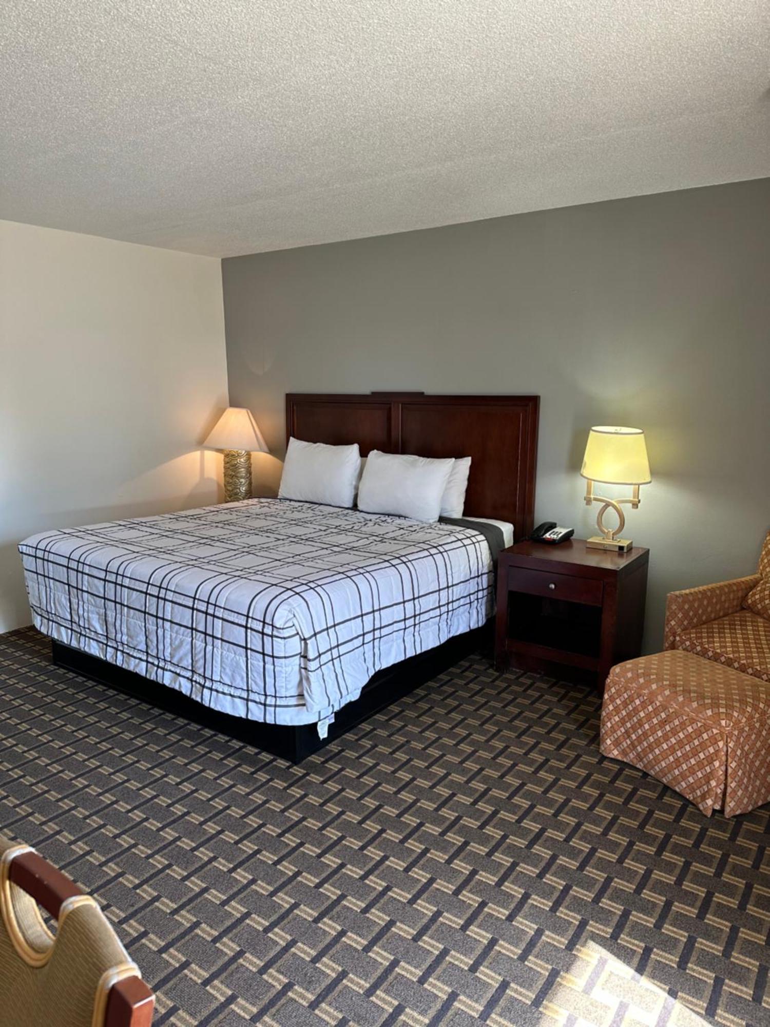 Budget Inn Motel Storm Lake Екстериор снимка
