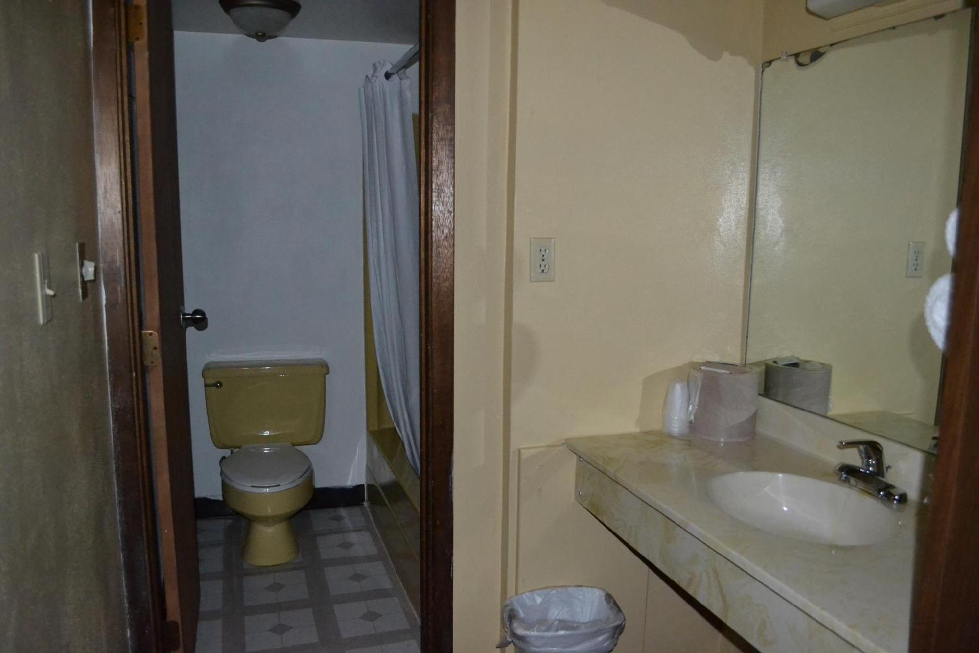 Budget Inn Motel Storm Lake Екстериор снимка