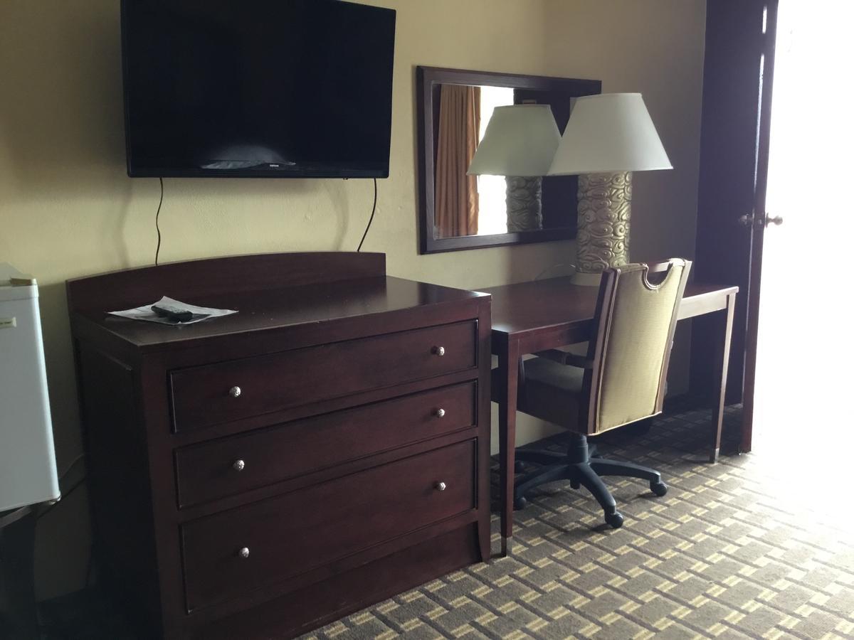 Budget Inn Motel Storm Lake Екстериор снимка